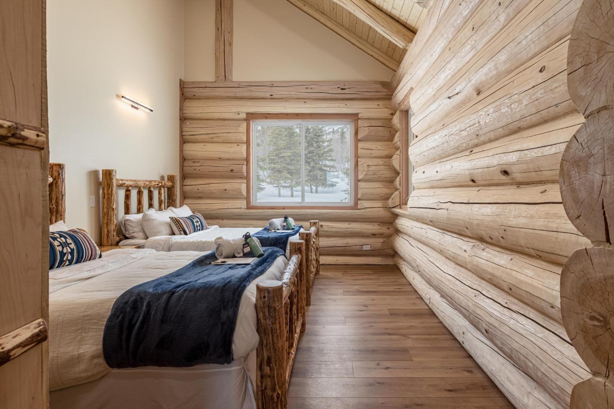 Majestic Valley Wilderness Lodge Sutton-Alpine Exteriér fotografie